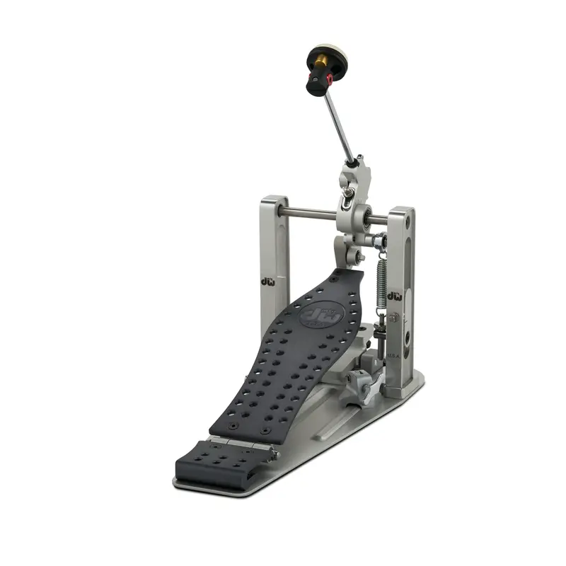 Dw Mfg Machined Direct-Drive Single Bass Pedal With Carry Bag – Gun Metal 1